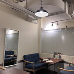 パンカハンカ - 綺麗な雰囲気のお店内装