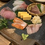 炭火と煮込み ひとたらし - 