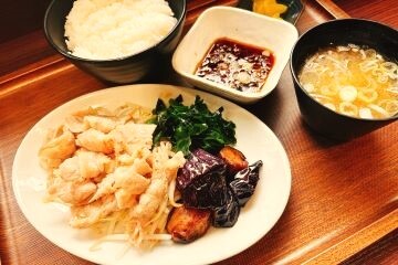 マハロダイニング 小鶴新田店 - 小鶴新田（食堂）の写真
