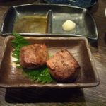 縁家 - 2014.10. 初チャレンジのレバー塩焼き　炙りで中はレア仕上がり