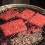 前沢牛舎 伏見屋 - 