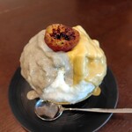 THE FUNATSUYA - お芋と黒ごまかき氷