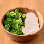 究極のブロッコリーと鶏むね肉のサラダ