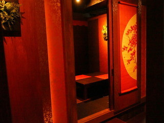 Koshitsu To Funamori Engetsu - 掘りごたつ個室はデートや接待にとても喜ばれています。