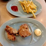 らぁ麺たけし - 唐揚げ、ポテト