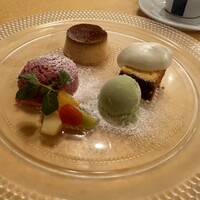 ブラカリイタリア料理店 - 