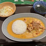 タイ政府公認 タイ料理 アロイチンチン - 