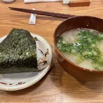 もとすみSAKEバー 和氣和氣 - 〆のおにぎりとお味噌汁