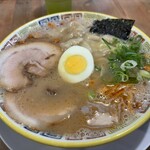 久留米とんこつラーメン 松山分校 - 分校ワンタン（並）