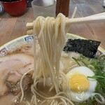 久留米とんこつラーメン 松山分校 - 麺リフト(^^♪