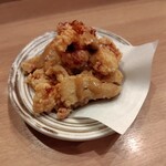 300 En Izakaya Yagobee - 若鶏の唐揚げ 特製ダレ　330円