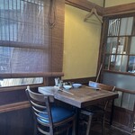 西麻布 豚組 - 趣ある和テイストな店内