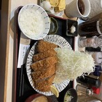 嬉嬉豚とんかつ 「君に、揚げる。」 池袋本店 - 
