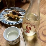 うな達 - やはり鰻には日本酒が合う。ぬる燗。