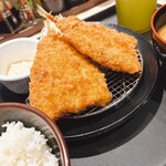 松のや - 定食は、ご飯おかわり無料。