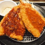 松のや - 中濃と特製ソースで。