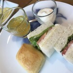 ロビーラウンジ ミザール - 下の皿