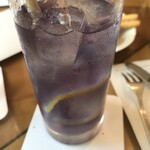 ロビーラウンジ ミザール - レモンで色が変わる