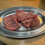 焼肉 八廣 - モモ・塩