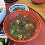 旬食健美  田しろ - 熱々の味噌汁