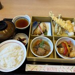 ごはん家 うお福 - うお福御膳