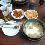明洞参鶏湯 - 2005年の参鶏湯､おかず他