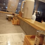 醤油専門 中華そば たまり - 店内