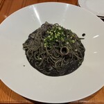 ボーノ - ネーロ（大盛り・無料）　１５００円