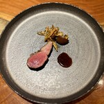 IL TEATRINO DA SALONE - 焼き物）グラスフェッド仔羊炭火焼き　茸　ローズマリー