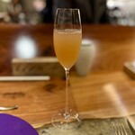 IL TEATRINO DA SALONE - 蜜紅玉りんごジュース