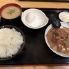 とろ〜り豚汁めし 八百食堂