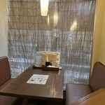 アジアンビストロ Dai - 奥のボックス席