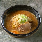 満足ヌードル ラーメンハウス - 料理写真: