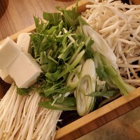 しゃぶしゃぶ・創作料理居酒屋 豚吟 栄店 - 