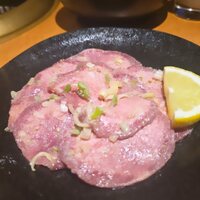 ホルモン焼肉 富や 栄店 - 
