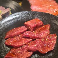 ホルモン焼肉 富や 栄店 - 