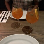 RACINES Boulangerie & Bistro - 