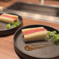 焼肉うしごろ 新宿三丁目店 - 