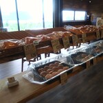 天橋立ワイナリー - 米粉パンがたくさんありました(⁠ ⁠ꈍ⁠ᴗ⁠ꈍ⁠)　日本人の腸内環境に合うのはやっぱり 米粉ですよね