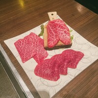 焼肉一頭両騨 町田本店 - 