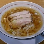 沼田商店 - 醤油中華 700円