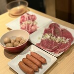 和牛焼肉食べ放題　肉屋の台所 - 