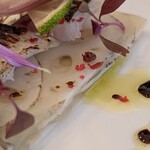 Refugeforestiere 五島 - 蓮根が薄くスライスされて
      ゼリーで寄せられていた