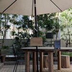 Refugeforestiere 五島 - テラス席