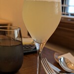 Refugeforestiere 五島 - 私がいただいたのは、
      カラマンシー（四季橘）ソーダ
      初めていただいた柑橘でした
      少し甘く、香りが良かったです
      美味しかった〜