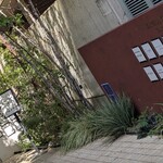 Refugeforestiere 五島 - こちらがマンションの入り口