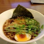 温や - 福山ラーメン (税込)830円 ※角度を変えて (2025.10.09)