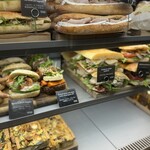 イキ ロースタリー&イータリー - 