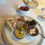 ロウリーズ・ザ・プライムリブ 大阪 - 