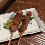 炭火焼きと創作酒肴 粋 - 自家製味噌串カツ！¥660